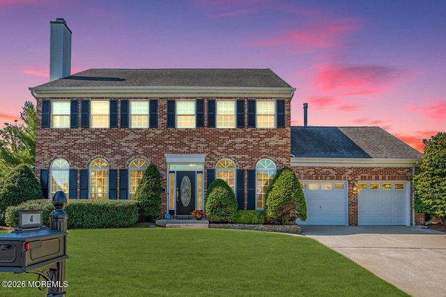4 Hickory Circle, Barnegat, NJ 08005