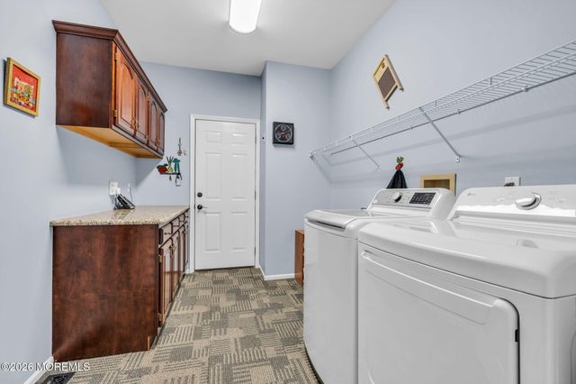 4 Hickory Circle, Barnegat, NJ 08005