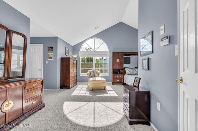 4 Hickory Circle, Barnegat, NJ 08005