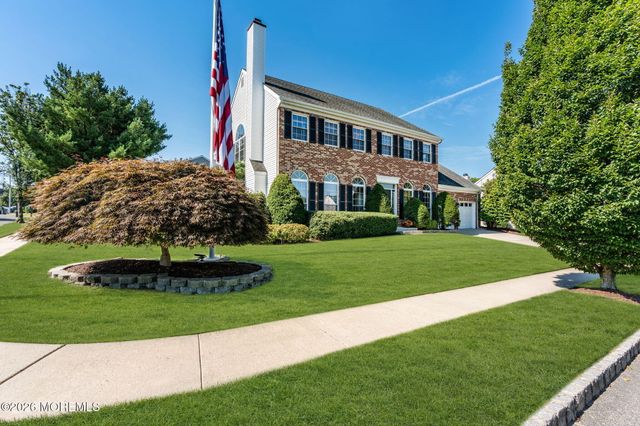 4 Hickory Circle, Barnegat, NJ 08005