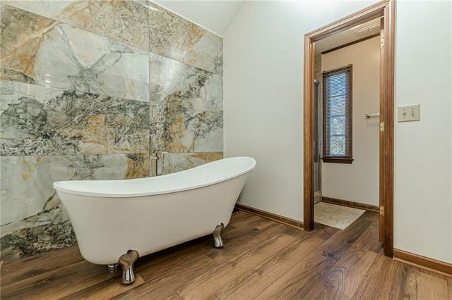 3811 Holy Cross Court, Decatur, GA 30034