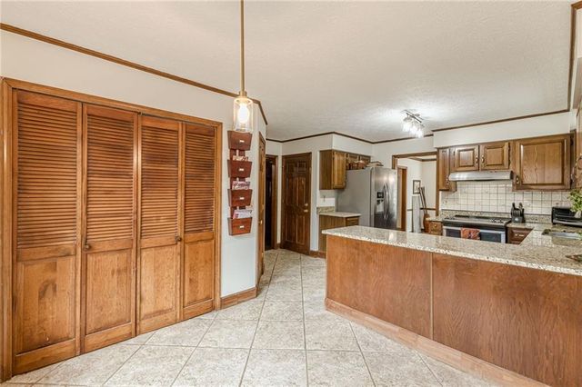 3811 Holy Cross Court, Decatur, GA 30034