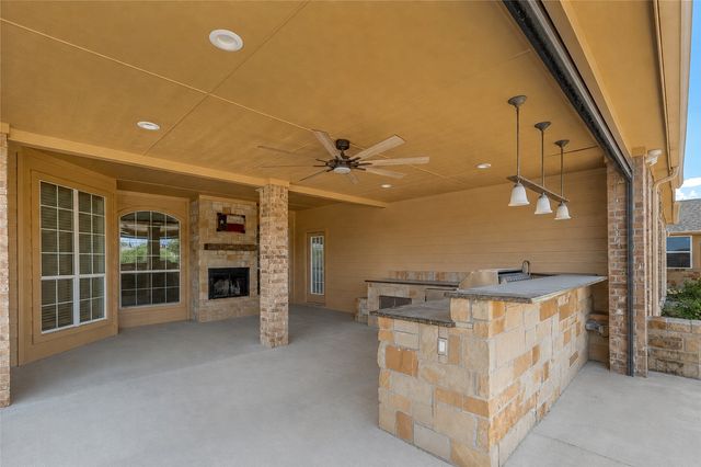 1464 Fence Post Drive, Fort Worth, TX 76052