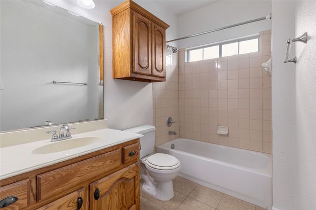 1464 Fence Post Drive, Fort Worth, TX 76052