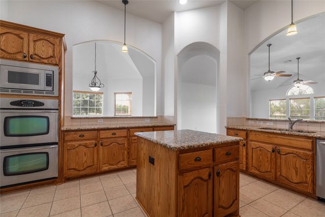 1464 Fence Post Drive, Fort Worth, TX 76052