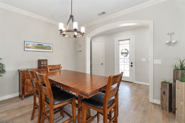 212 Cape Shore Drive, Mabank, TX 75143