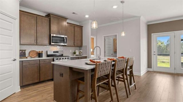 212 Parnassus Road, Locust Grove, GA 30248