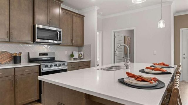 212 Parnassus Road, Locust Grove, GA 30248