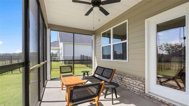 212 Parnassus Road, Locust Grove, GA 30248