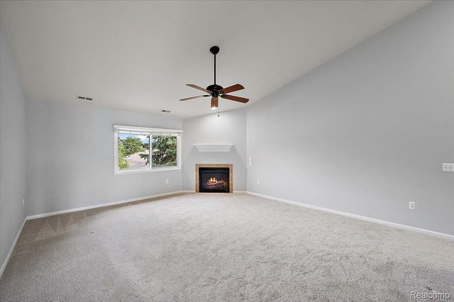 32 Highland Avenue, Clawson, MI 48017