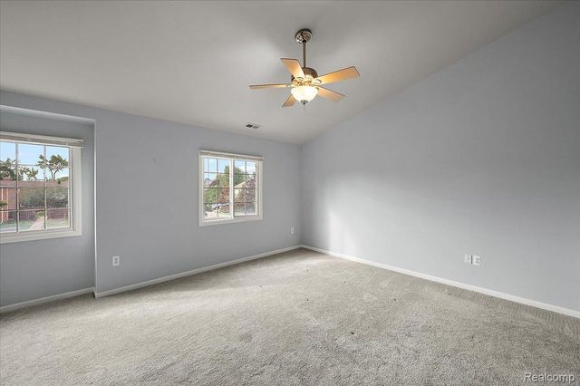 32 Highland Avenue, Clawson, MI 48017
