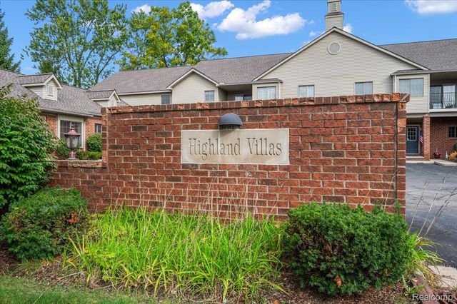 32 Highland Avenue, Clawson, MI 48017