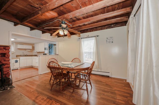 6 Milford Street, Amherst, NH 03031