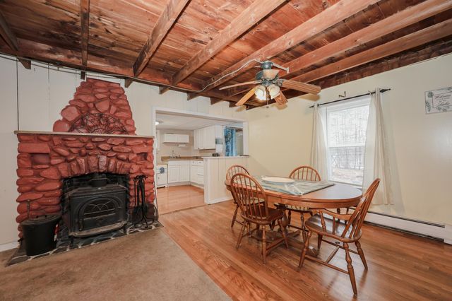 6 Milford Street, Amherst, NH 03031