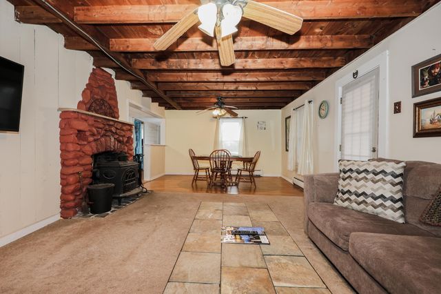 6 Milford Street, Amherst, NH 03031