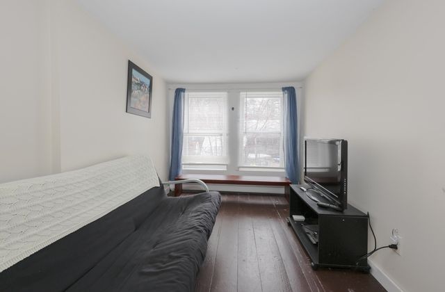 6 Milford Street, Amherst, NH 03031