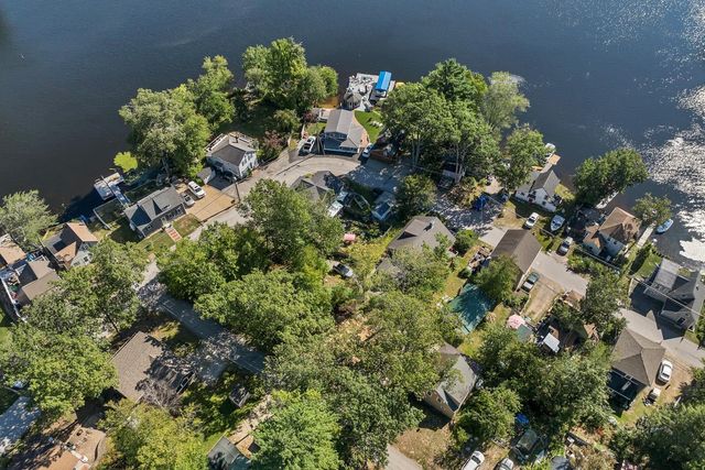 6 Milford Street, Amherst, NH 03031