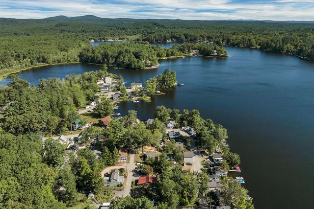 6 Milford Street, Amherst, NH 03031