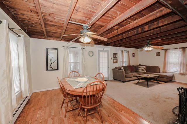 6 Milford Street, Amherst, NH 03031