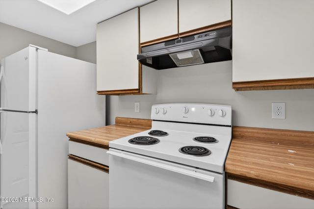 1270 WONDERWOOD Drive, Jacksonville, FL 32233