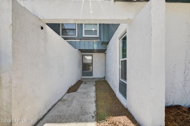 1270 WONDERWOOD Drive, Jacksonville, FL 32233