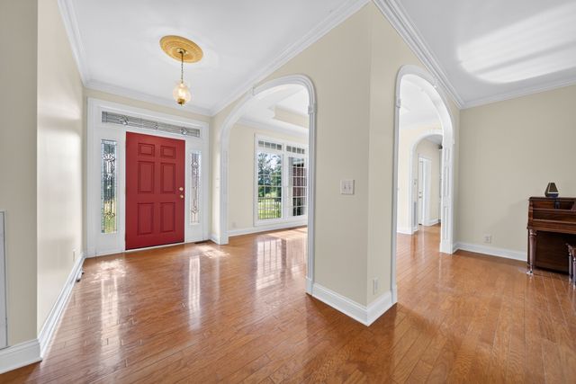 123 Ewing Dr, Portland, TN 37148