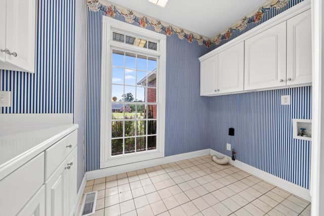 123 Ewing Dr, Portland, TN 37148