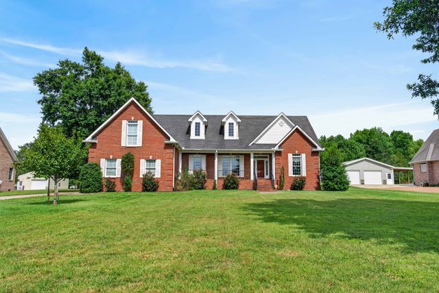 123 Ewing Dr, Portland, TN 37148