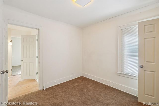 7350 Globe Street, Detroit, MI 48238