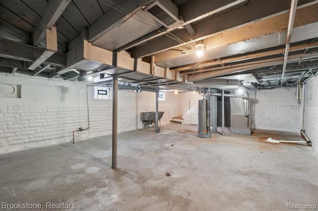 7350 Globe Street, Detroit, MI 48238