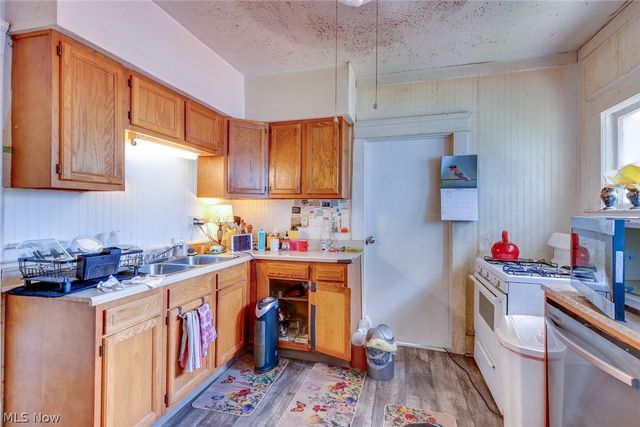 717 Fern Street, Akron, OH 44307