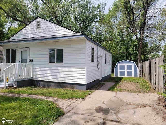 1234 Huron Street, Flint, MI 48507