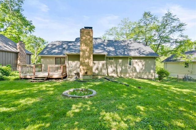 5605 Verlin Drive, Parkville, MO 64152