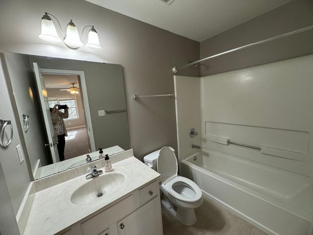 5324 Goldenglow Way, Raleigh, NC 27606