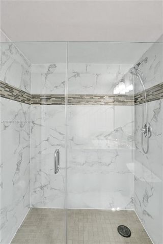 901 Colony Point Circle 501, Pembroke Pines, FL 33026