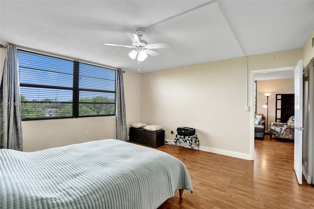 901 Colony Point Circle 501, Pembroke Pines, FL 33026