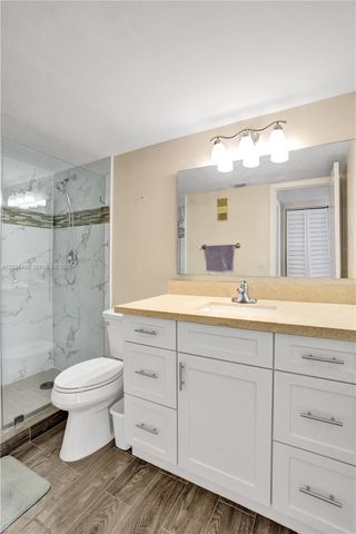 901 Colony Point Circle 501, Pembroke Pines, FL 33026