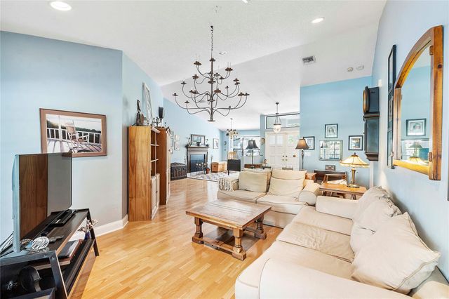 1963 Hartford Way, Coral Springs, FL 33071