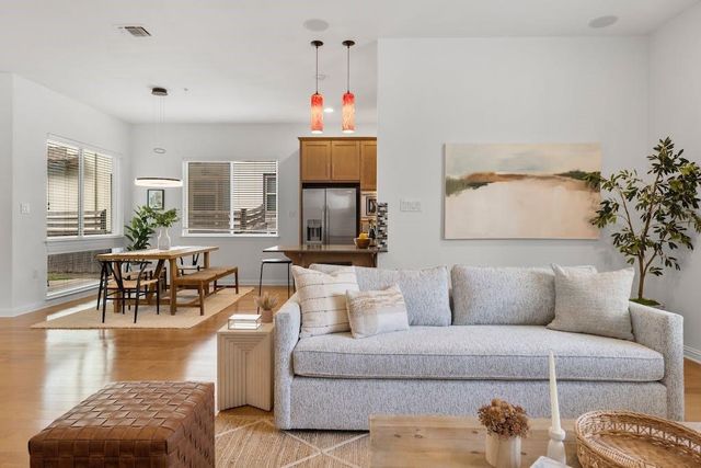 2025 Simond Ave D, Austin, TX 78723