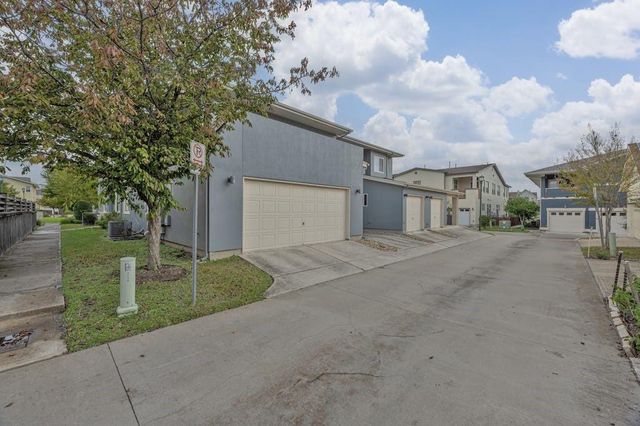 2025 Simond Ave D, Austin, TX 78723