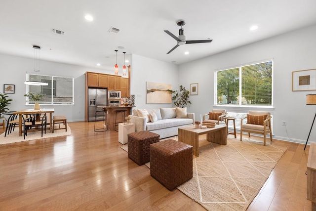 2025 Simond Ave D, Austin, TX 78723