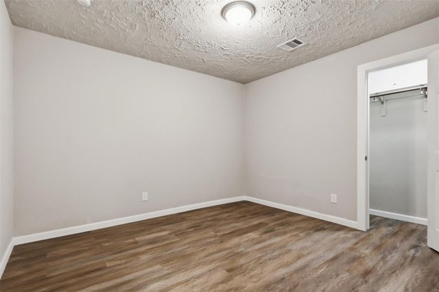 4767 Beechaven St, Houston, TX 77053