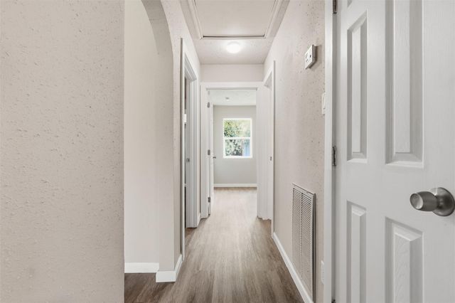 4767 Beechaven St, Houston, TX 77053