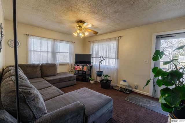 3936 N 40th Street, Omaha, NE 68111