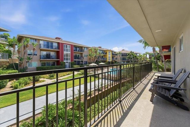 5367 La Jolla Unit 52, La Jolla, CA 92037