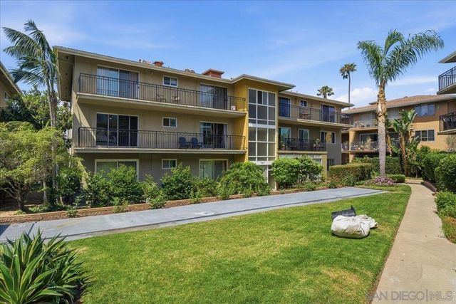 5367 La Jolla Unit 52, La Jolla, CA 92037