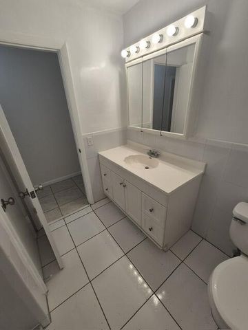 3610 Taylor Street 3, Hollywood, FL 33021