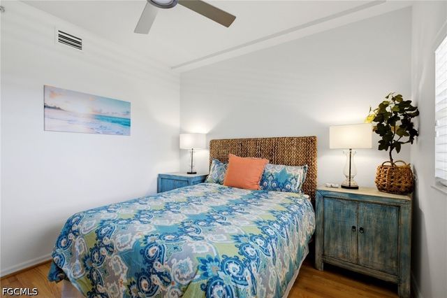 4141 Bay Beach LN 463, Fort Myers Beach, FL 33931