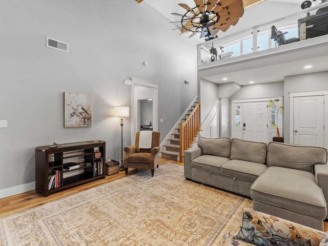 1115 Helen Court, Boonville, IN 47601