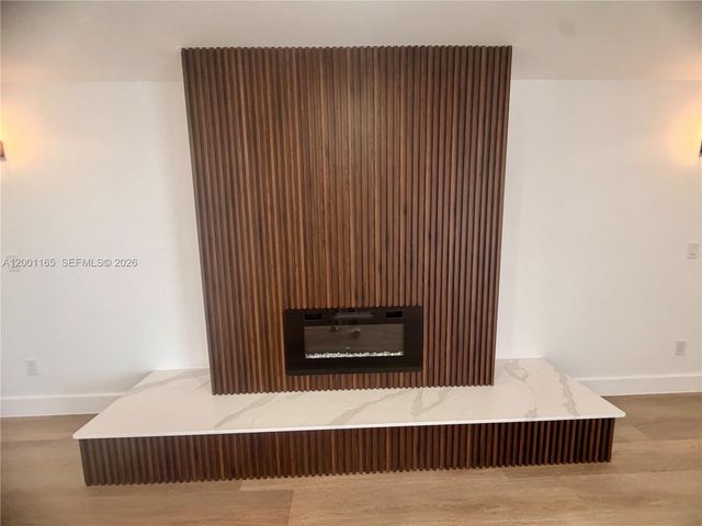 9051 SW 200th St, Cutler Bay, FL 33157